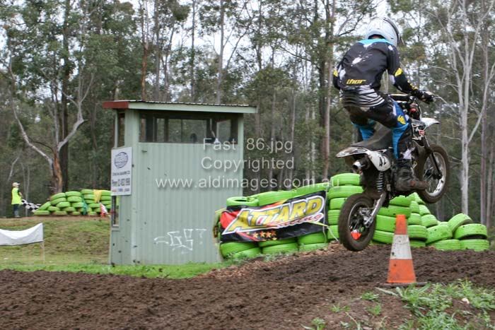 678x444 pixels (85K)